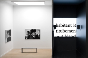 Inward Whispers – Take a look from the inside – Lecteur poétique: Christian Dotremont, 2004